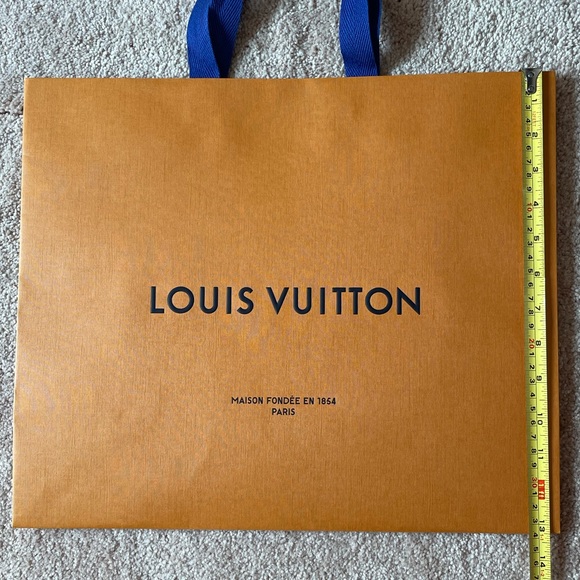 Medium Paper Shopping Bag - Picture 3 of 5